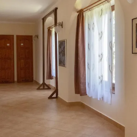 Szent Gyoergy Ifjusagi Szallo Hostel